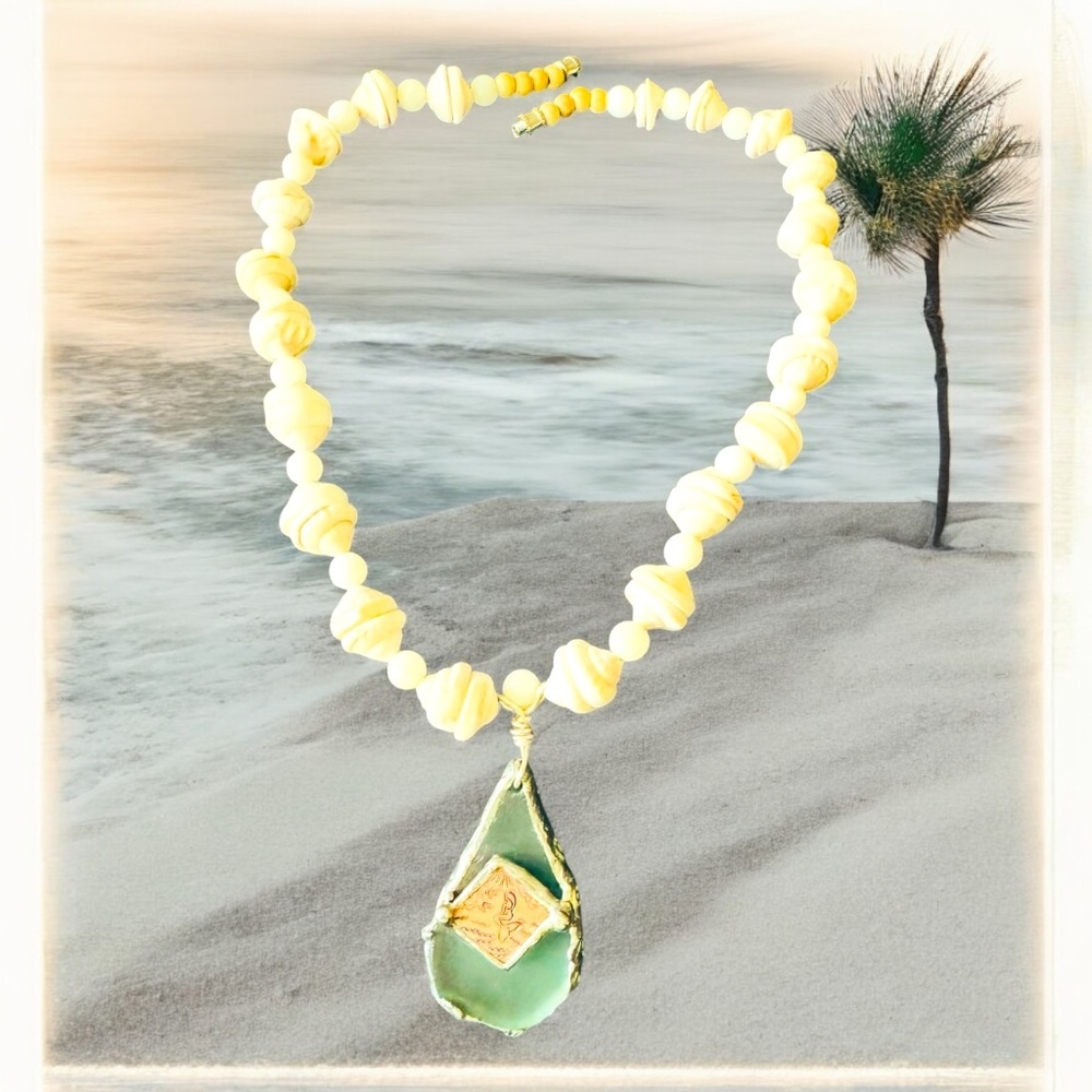 VNTG Hawaiian Heishi Puka Shell Necklace W/ Sea Glass & Copper Mermaid Pendant - Picture 5 of 16